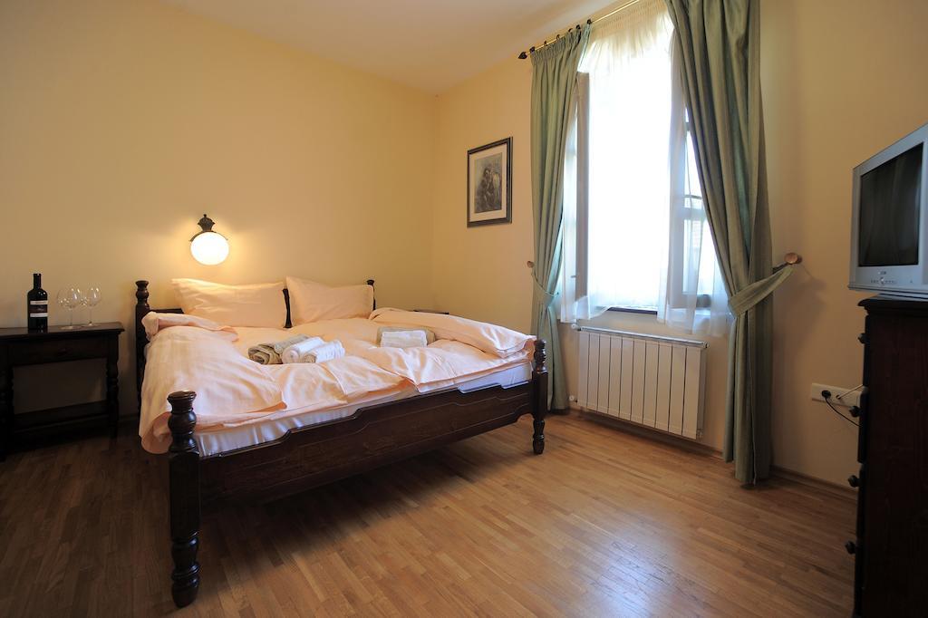Kalin Hotel Lazaropole Rum bild